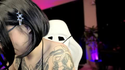 Vanessa  online show from June 8, 1:28 am
