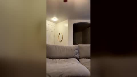 vanessavera02 online show from January 6, 4:49 am