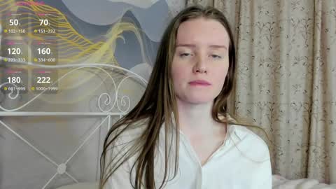 Luna online show from March 26, 6:24 pm