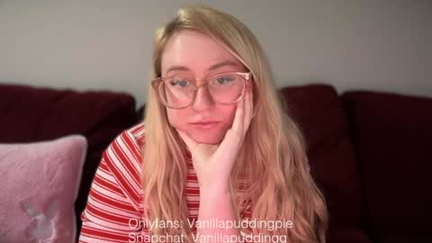 vanillapuddingpie online show from December 10, 1:54 am