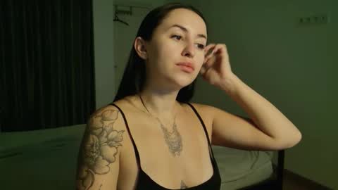 vaolietkat online show from September 27, 7:17 am