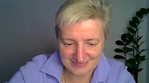 vea_motty online show from October 31, 1:44 pm