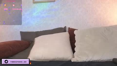 Vee Simons online show from January 16, 10:08 pm