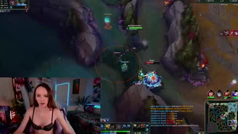 Snapshot of veeweatherbee chatting on February 27, 6:35 am Violet Weatherbee online show from February 27, 6:35 am