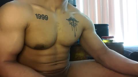 Vegas Love online show from April 1, 8:17 pm