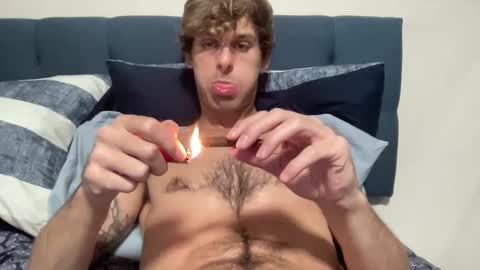 Snapshot of vegassangel chatting on October 1, 4:22 am Joeyyy online show from October 1, 4:22 am