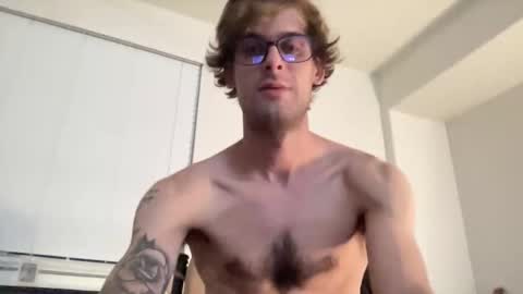 Joeyyy online show from November 6, 3:42 am