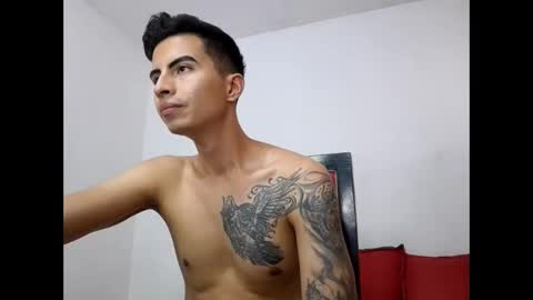 velk_hot1 online show from February 28, 8:28 pm
