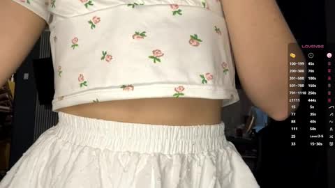 Nia online show from March 31, 3:34 pm