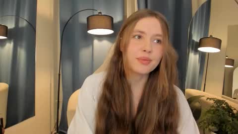 velvet_cherry online show from December 4, 3:22 pm