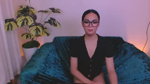 Velvet online show from July 3, 4:12 pm