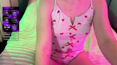 Violet online show from March 2, 7:56 pm