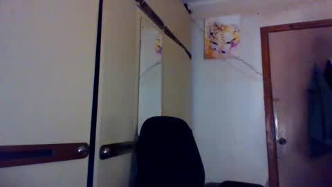 vendi rassell8855 online show from March 6, 11:15 pm