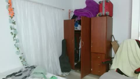 venecasexy44 online show from March 7, 11:10 am