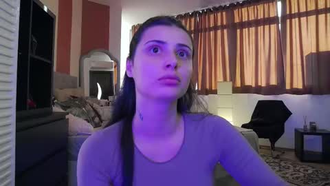 venusinylons online show from November 1, 1:32 pm