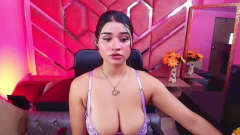 Venusowen  online show from November 23, 1:53 pm