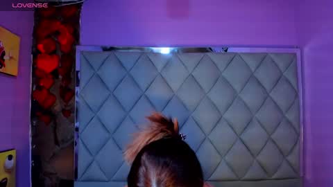 Venusowen  online show from March 12, 7:58 pm