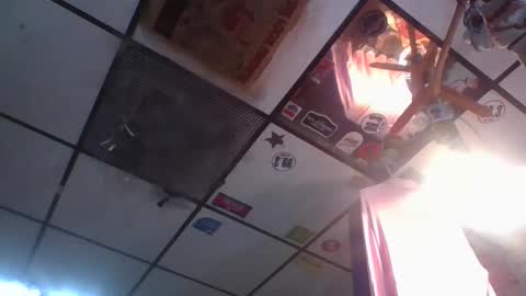 venusyserena3000 online show from January 18, 6:33 am