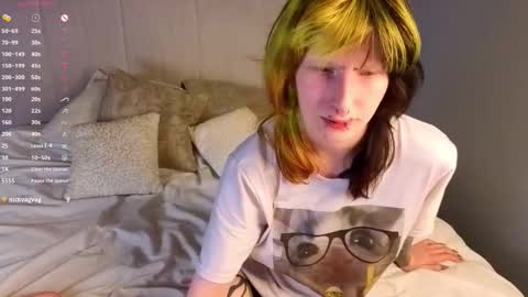 Erica online show from November 14, 8:22 pm