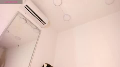 vera online show from December 1, 12:58 pm