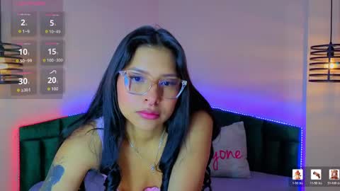 Domelipa  online show from May 7, 11:39 am