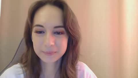 Una online show from September 29, 1:32 pm