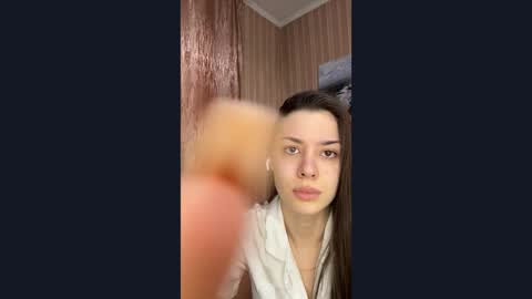 Ayla online show from March 27, 9:21 am