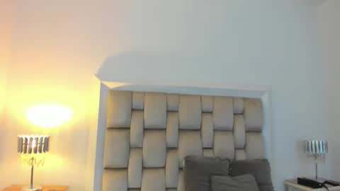 vero domplay online show from February 18, 8:03 am