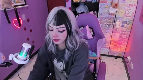     online show from October 2, 11:36 pm