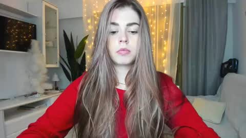 Lolitalolz online show from January 7, 6:35 pm