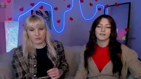 Ronni online show from February 15, 8:07 pm