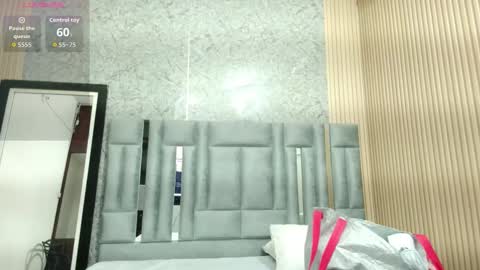 Veronica online show from December 15, 12:56 pm