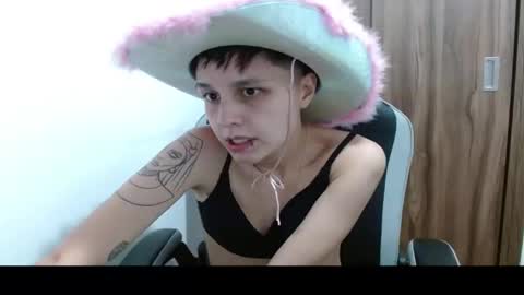 Veronica Clark online show from December 10, 3:30 am