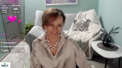 Helen online show from October 28, 6:47 am