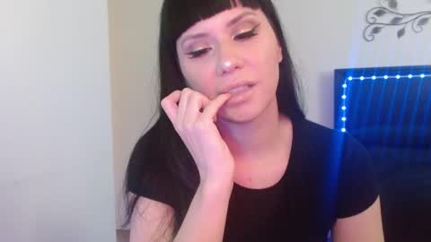 Miss Veronika Blak online show from November 14, 3:31 am