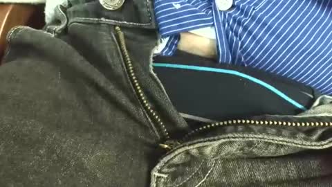 Erik online show from March 31, 4:07 pm