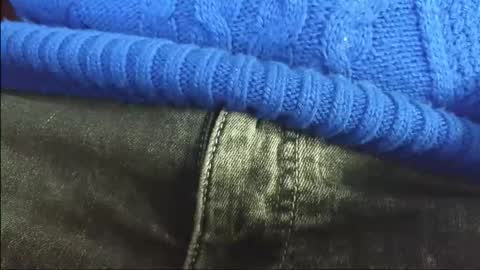 Erik online show from April 14, 8:06 am