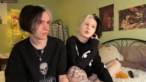 veryraretwins online show from October 8, 7:53 pm