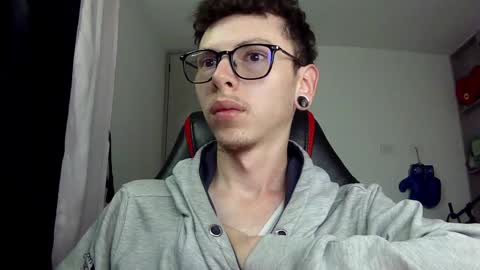 Vicent Brais online show from December 6, 8:10 am