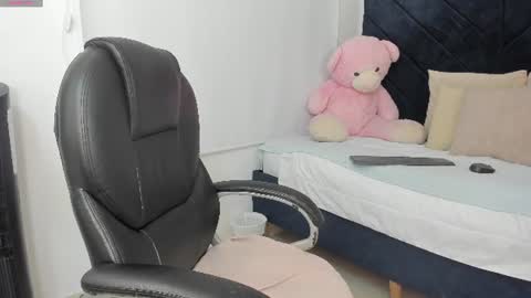 Vicky Castillo online show from June 16, 10:36 pm