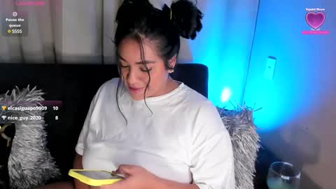 Snapshot of vicserna chatting on March 12, 1:47 am Victoria Serna  online show from March 12, 1:47 am