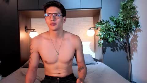 Victor Oliveira online show from March 29, 7:48 pm