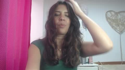 Snapshot of victoria25_meester chatting on February 4, 9:41 pm Hi guys   Im victoria  Be the one who can control me in PVT online show from February 4, 9:41 pm