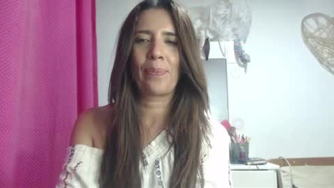 Snapshot of victoria25_meester chatting on February 10, 11:23 pm Hi guys   Im victoria  Be the one who can control me in PVT online show from February 10, 11:23 pm
