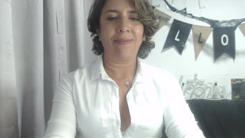 Snapshot of victoria25_meester chatting on October 15, 10:43 pm Hi guys   Im victoria  Be the one who can control me in PVT online show from October 15, 10:43 pm