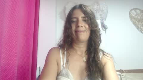 Snapshot of victoria25_meester chatting on February 8, 9:46 pm Hi guys   Im victoria  Be the one who can control me in PVT online show from February 8, 9:46 pm