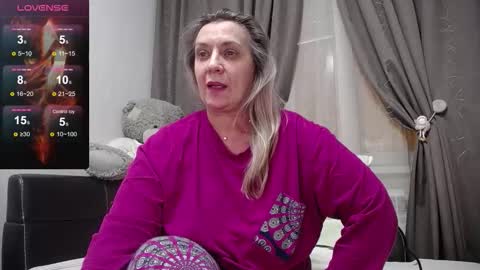 victoria50 online show from October 25, 7:19 am