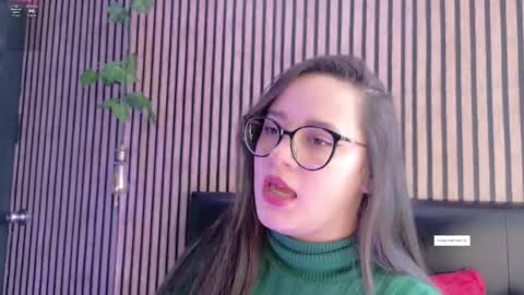 victorira online show from November 1, 8:19 pm