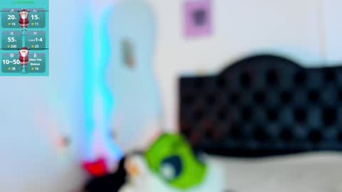 Victoria  independent model online show from December 19, 6:25 pm