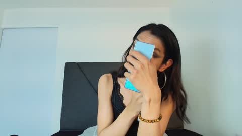 Victoria online show from December 16, 4:02 pm